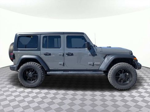 Used 2020 Jeep Wrangler Unlimited Sport S image 3