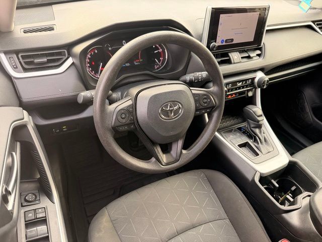 Used 2023 Toyota RAV4 XLE FWD image 19