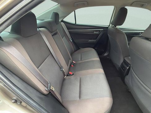 Used 2019 Toyota Corolla LE FWD image 12