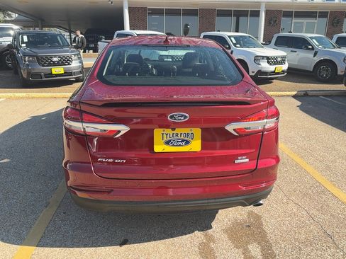 Used 2019 Ford Fusion SE w/ Equipment Group 151A image 7