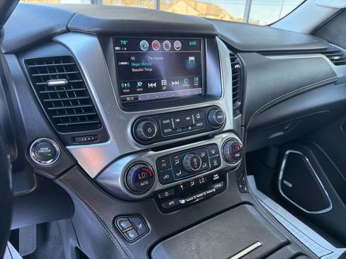 Used 2020 Chevrolet Tahoe Premier w/ RST 6.2L Performance Edition RWD image 12