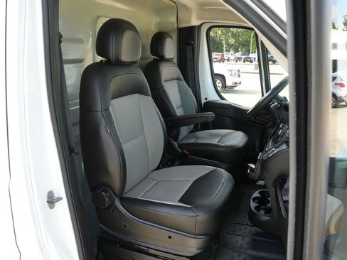 Used 2023 RAM ProMaster 2500 FWD image 21