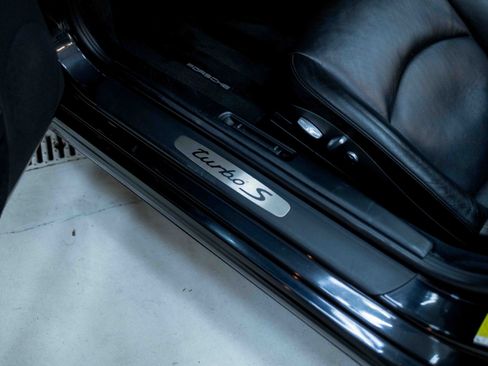 Used 2011 Porsche 911 Turbo S image 39