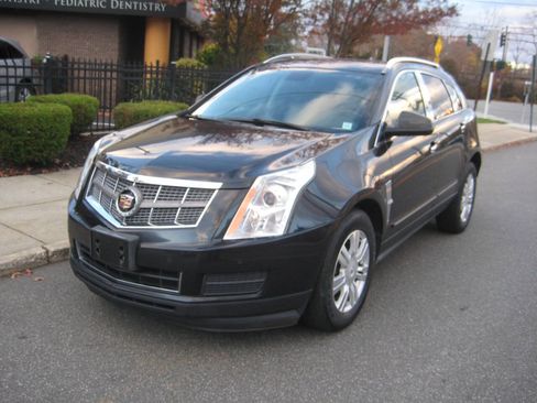 Used 2012 Cadillac SRX Luxury image 1