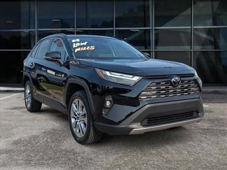 Used 2023 Toyota RAV4 Limited w/ Limited Grade Weather Package AWD/4WD video 1