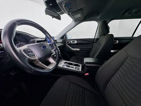 Used 2021 Ford Explorer XLT RWD image 20