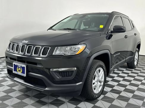 Used 2020 Jeep Compass Sport w/ Cold Weather Group AWD/4WD image 6