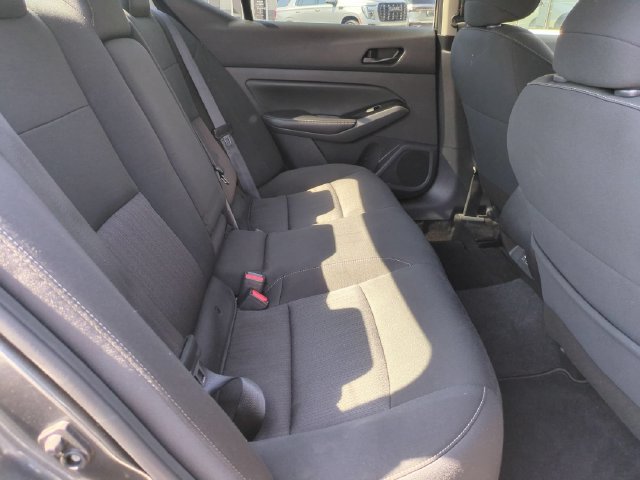 Used 2023 Nissan Altima 2.5 SV AWD/4WD image 23