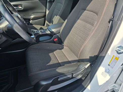 Used 2024 Honda HR-V Sport image 17