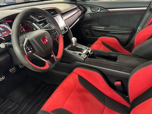 Used 2021 Honda Civic Type R image 9