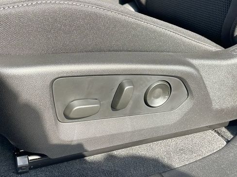 New 2026 GMC Canyon Elevation RWD image 13
