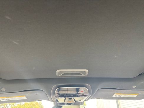 Used 2022 Mercedes-Benz C 300 C 300 image 7