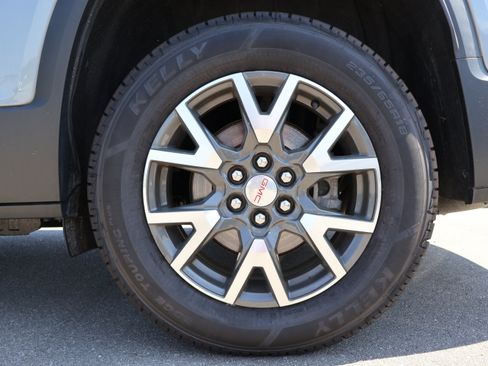 Used 2023 GMC Acadia SLE w/ Driver Convenience Package AWD/4WD image 26