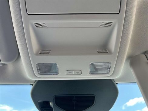 New 2025 Ford Escape SE image 31