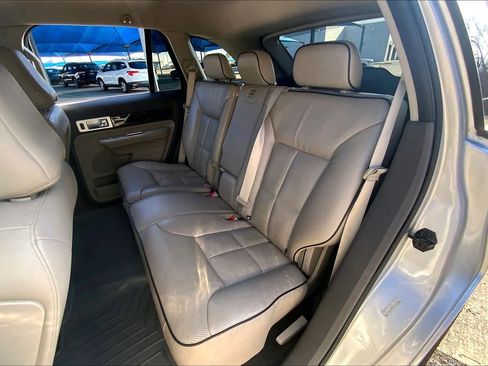 Used 2009 Lincoln MKX 2WD image 19