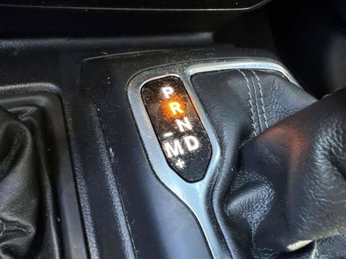 Used 2024 Jeep Wrangler Unlimited Sahara w/ Technology Group image 22