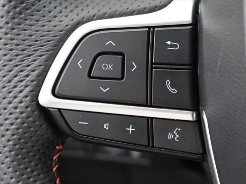 Used 2025 Toyota Sienna XSE image 17