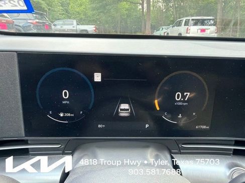 Used 2024 Hyundai Kona SEL w/ Convenience Package FWD image 17