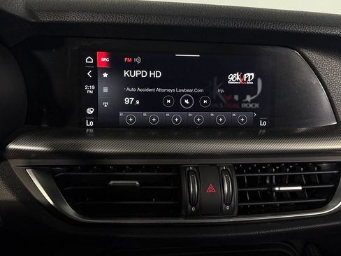 Used 2024 Alfa Romeo Stelvio Veloce AWD/4WD image 22