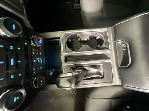 Used 2020 Ford F150 XLT w/ Equipment Group 302A Luxury AWD/4WD image 24