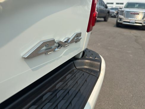 Used 2023 RAM 3500 Limited AWD/4WD image 14
