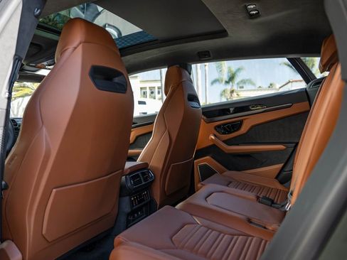 New 2025 Lamborghini Urus SE image 20