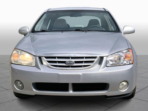 Used 2005 Kia Spectra LX image 3