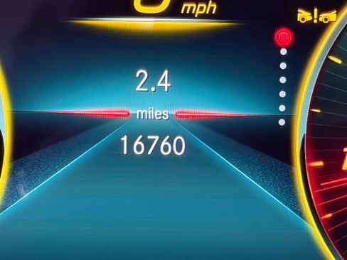 Used 2022 Mercedes-Benz E 450 Cabriolet w/ AMG Line image 28