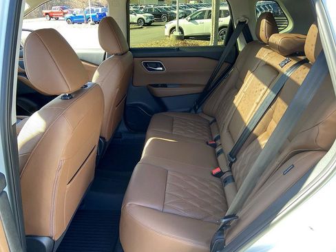 New 2026 Nissan Rogue Platinum image 12