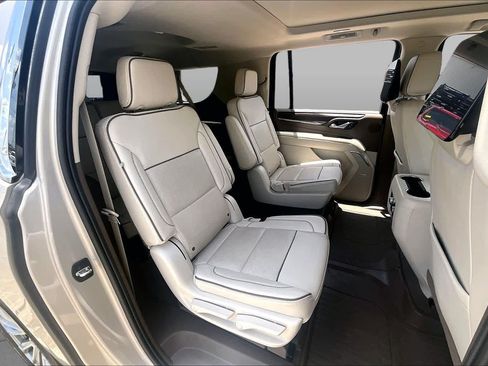 Used 2021 GMC Yukon XL Denali w/ Denali Premium Package RWD image 20