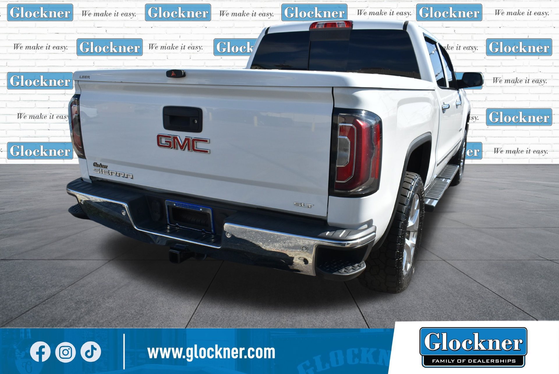 Used 2017 GMC Sierra 1500 SLT w/ SLT Premium Package AWD/4WD image 6