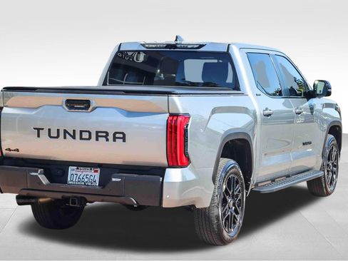 Used 2025 Toyota Tundra Limited AWD/4WD image 7