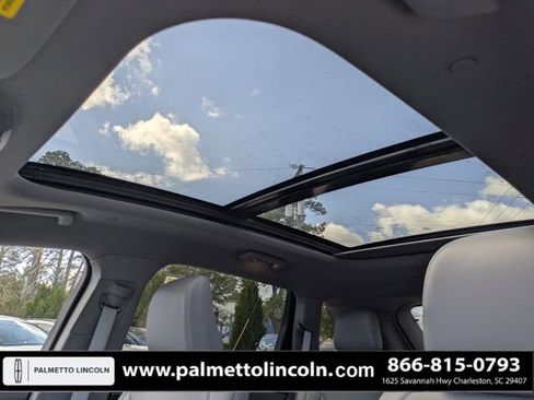 Certified 2022 Lincoln Nautilus Reserve w/ Equipment Group 201A image 21