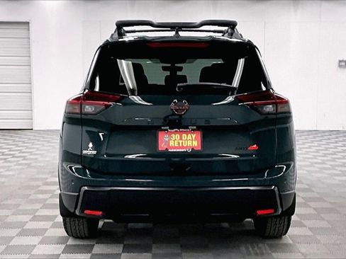 New 2026 Nissan Rogue SV image 4