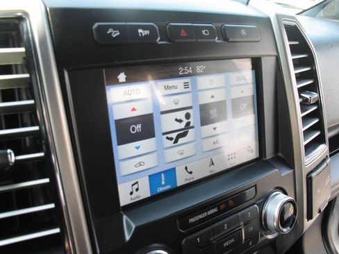 Used 2019 Ford F150 Platinum w/ Equipment Group 701A Luxury AWD/4WD image 41