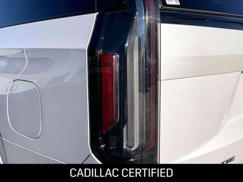 Certified 2024 Cadillac Escalade ESV V w/ Heavy-Duty Trailer Package AWD/4WD image 26