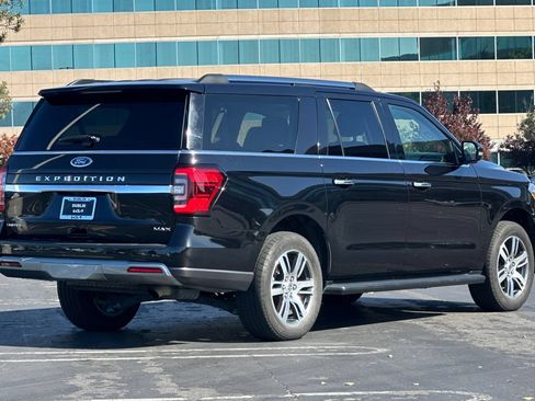 Used 2024 Ford Expedition Max Limited RWD image 4