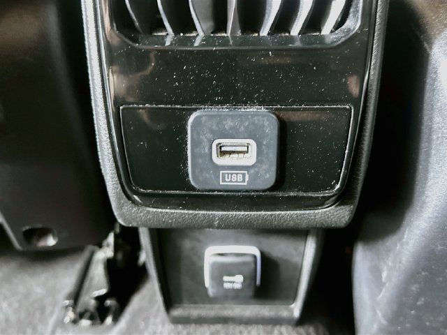 Used 2024 Jeep Compass Latitude AWD/4WD image 24