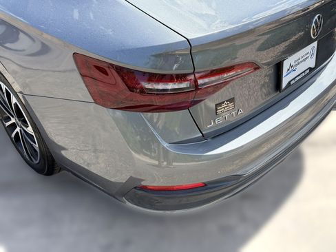 Used 2024 Volkswagen Jetta Sport FWD image 12