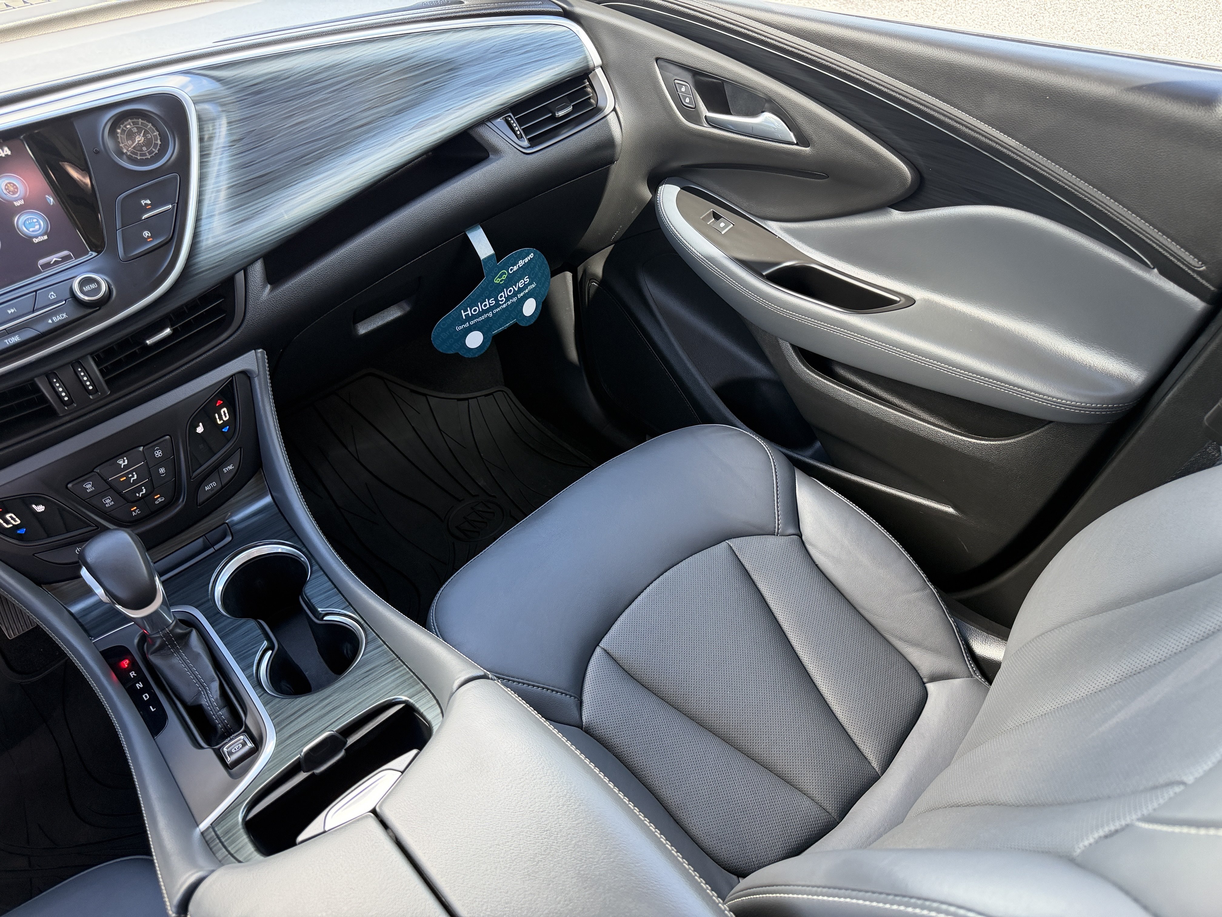Used 2019 Buick Envision Essence FWD image 18