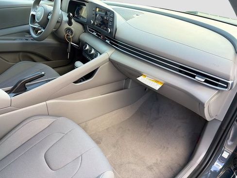 Certified 2026 Hyundai Elantra SE FWD image 29