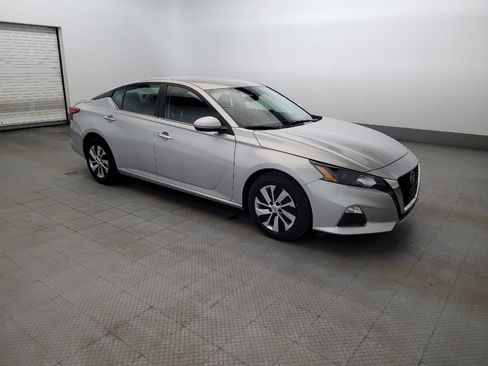 Used 2022 Nissan Altima 2.5 S w/ Driver Assist Package FWD image 11