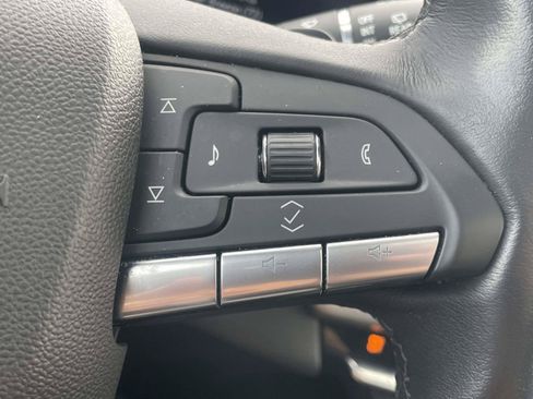 Certified 2024 Cadillac XT4 Premium Luxury FWD image 27