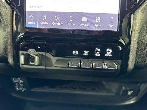 New 2026 RAM 2500 Tradesman AWD/4WD image 16