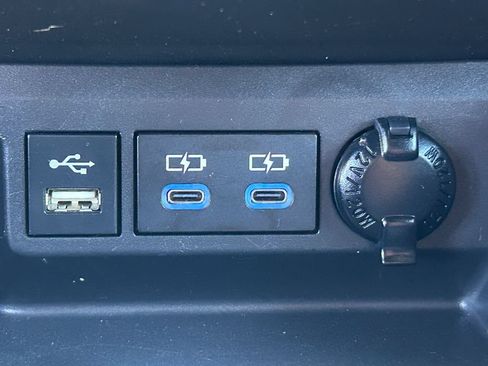 Used 2022 Toyota Highlander XSE AWD/4WD image 17