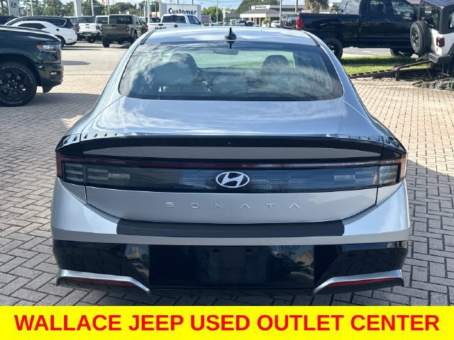 Used 2024 Hyundai Sonata SEL FWD image 8