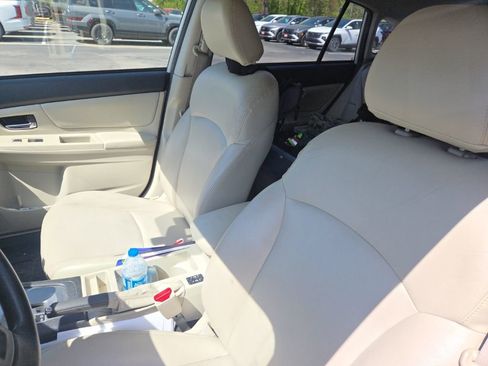 Used 2014 Subaru Crosstrek 2.0i Premium image 5