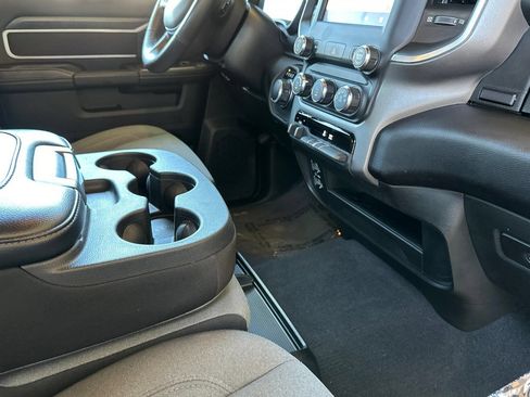 Used 2024 RAM 2500 Big Horn AWD/4WD image 16