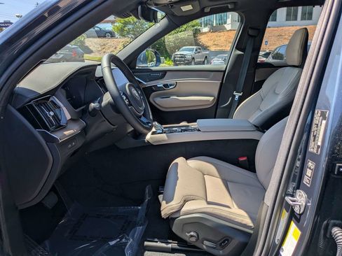 New 2026 Volvo XC90 T8 Ultra w/ Protection Package Premier AWD/4WD image 22