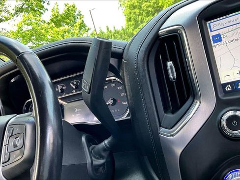 Used 2021 GMC Sierra 1500 SLT w/ SLT Premium Plus Package AWD/4WD image 32